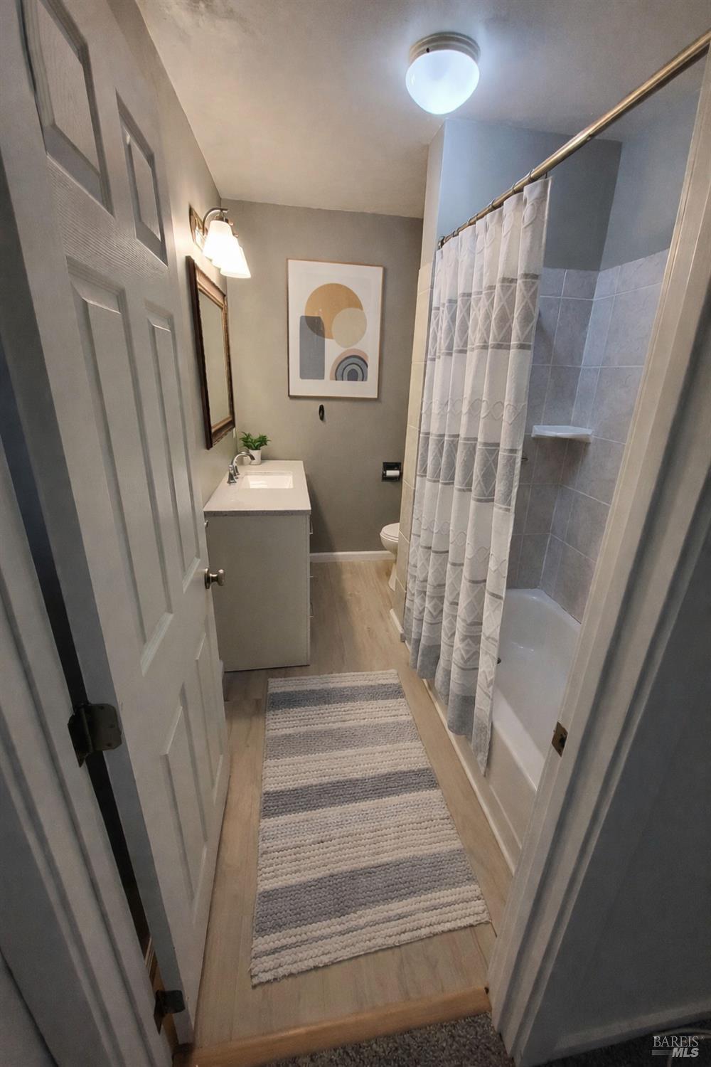 Detail Gallery Image 11 of 13 For 829 Hunt Ave a,  Saint Helena,  CA 94574 - 3 Beds | 2 Baths