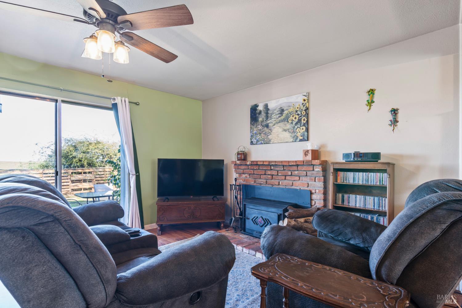 Detail Gallery Image 12 of 43 For 17 Amador Cir, Rio Vista,  CA 94571 - 3 Beds | 2 Baths