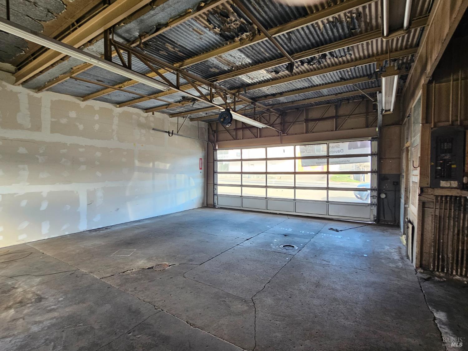 Detail Gallery Image 5 of 9 For 45010 Highway 101 Hwy, Laytonville,  CA 95454 - – Beds | – Baths