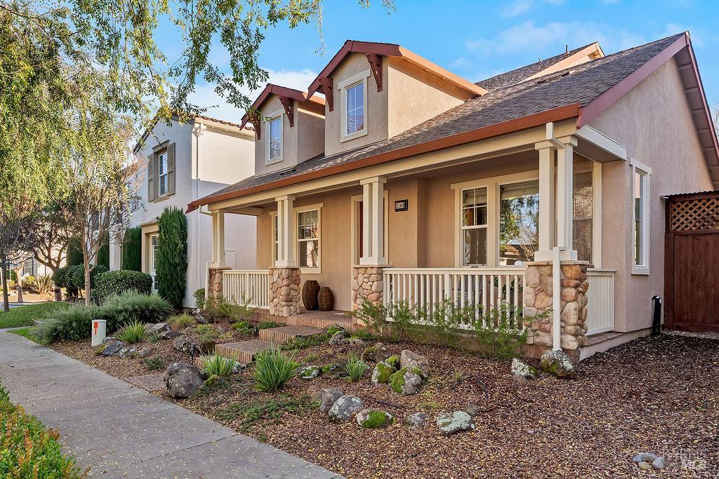 Detail Gallery Image 2 of 37 For 2148 Nectarine Dr, Santa Rosa,  CA 95404 - 3 Beds | 3 Baths