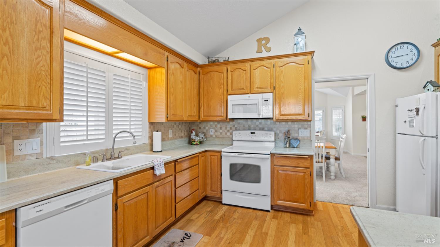 Detail Gallery Image 14 of 44 For 160 Lynd Way, Dixon,  CA 95620 - 3 Beds | 2/1 Baths