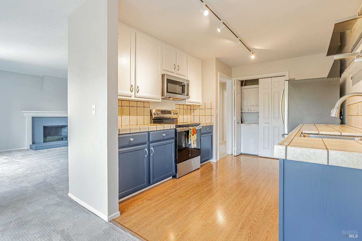 Detail Gallery Image 11 of 35 For 820 Mission Ave #7,  San Rafael,  CA 94901 - 1 Beds | 1 Baths