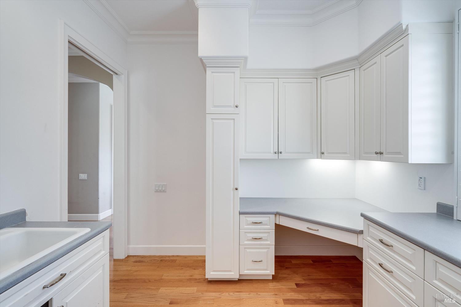 Detail Gallery Image 20 of 48 For 3557 Golf View Ter, Santa Rosa,  CA 95405 - 4 Beds | 3/1 Baths