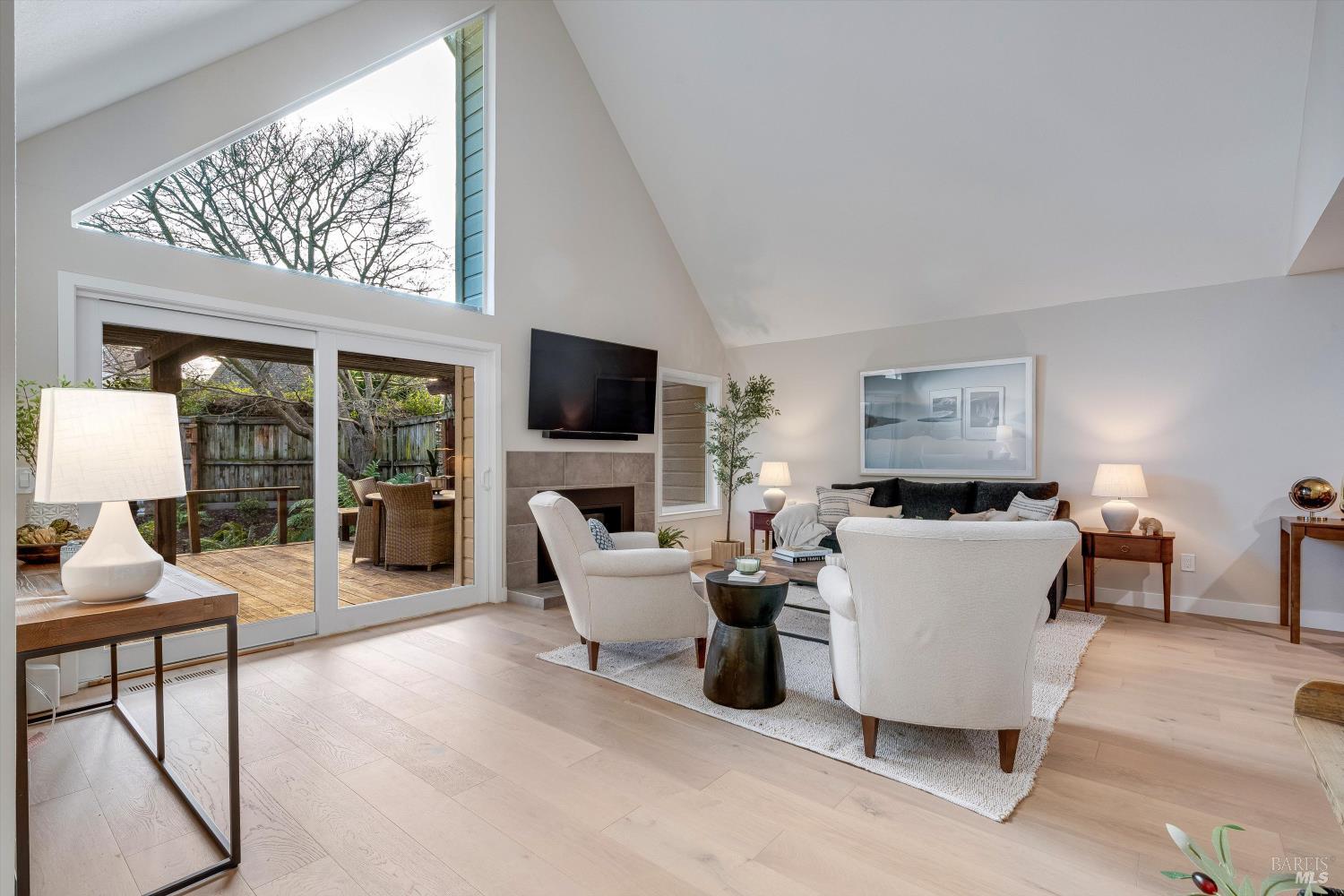 Detail Gallery Image 16 of 63 For 366 Avenida Barbera Unkn, Sonoma,  CA 95476 - 2 Beds | 2 Baths