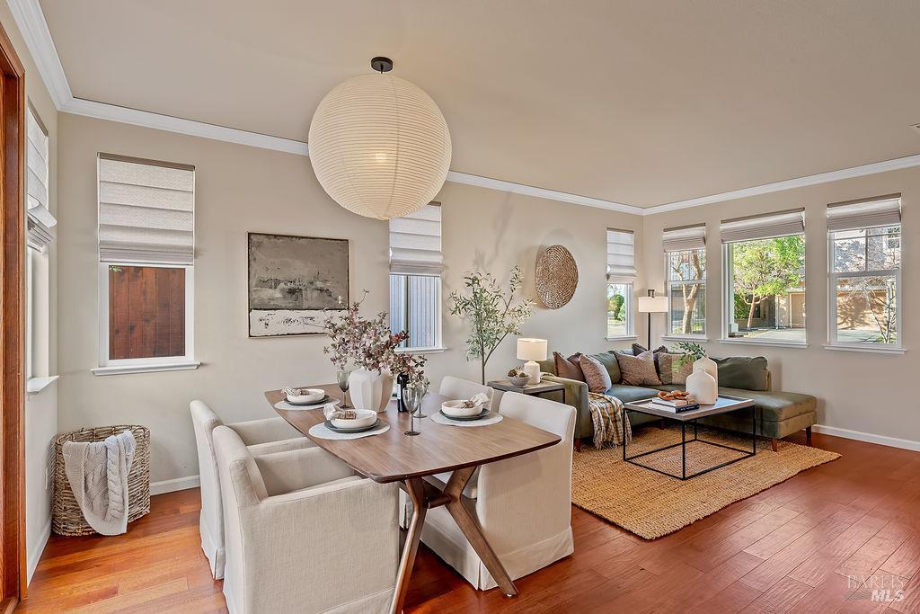 Detail Gallery Image 10 of 37 For 2148 Nectarine Dr, Santa Rosa,  CA 95404 - 3 Beds | 3 Baths