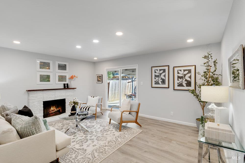 Detail Gallery Image 12 of 30 For 2626 Prestwick Ave, Concord,  CA 94519 - 4 Beds | 2 Baths