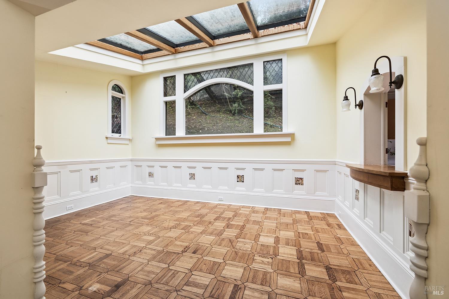 Detail Gallery Image 29 of 55 For 101 Laurel Grove Ave, Kentfield,  CA 94904 - 3 Beds | 2/1 Baths