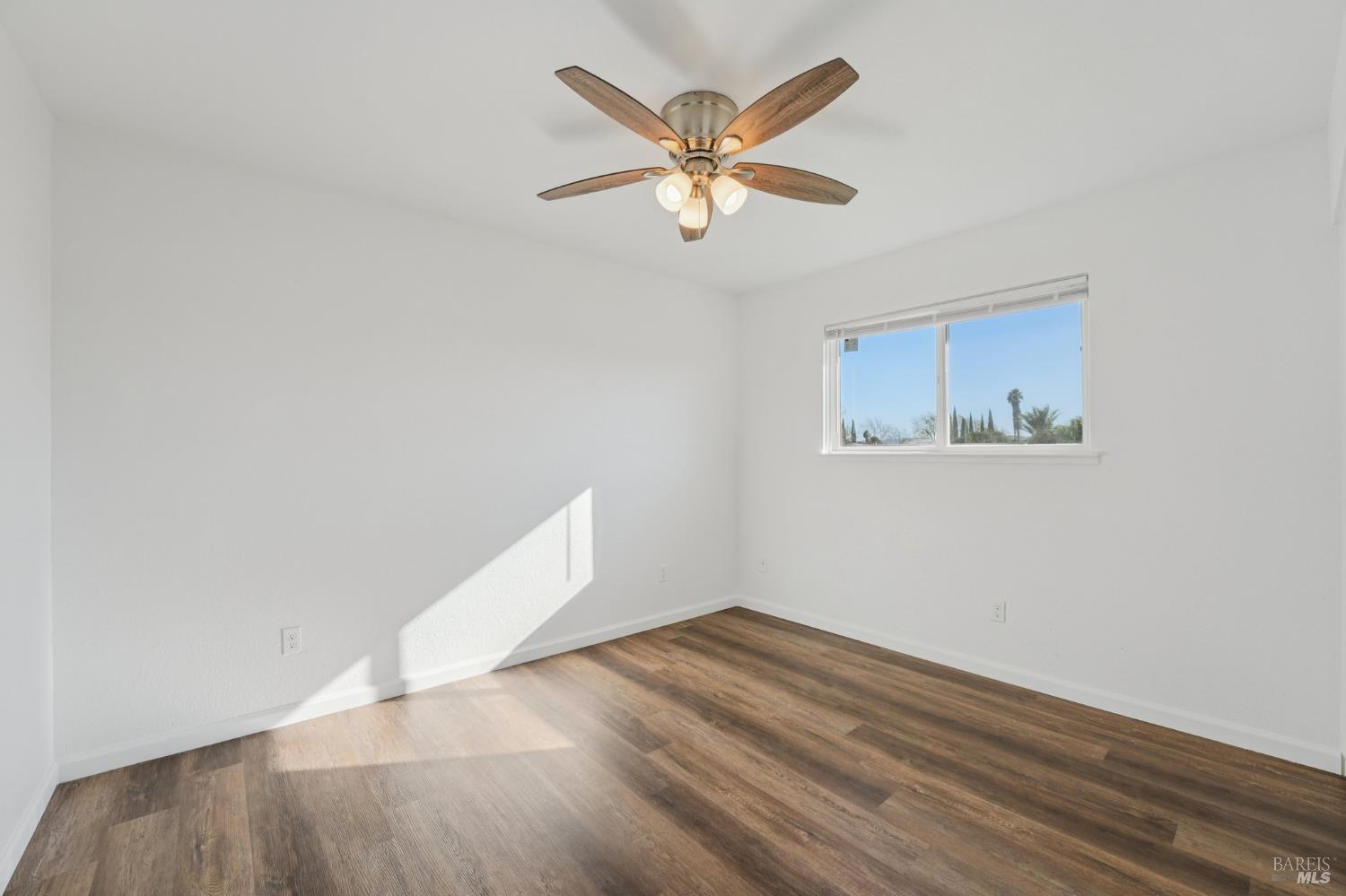 Detail Gallery Image 17 of 32 For 1109 Waxwing Dr, Suisun City,  CA 94585 - 4 Beds | 2/1 Baths