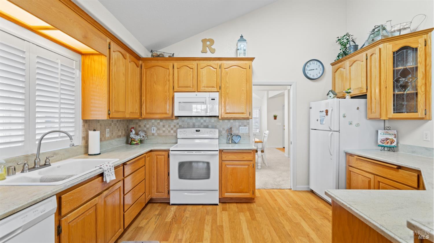 Detail Gallery Image 15 of 44 For 160 Lynd Way, Dixon,  CA 95620 - 3 Beds | 2/1 Baths