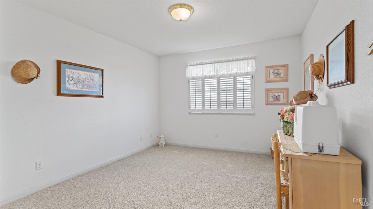 Detail Gallery Image 24 of 44 For 160 Lynd Way, Dixon,  CA 95620 - 3 Beds | 2/1 Baths