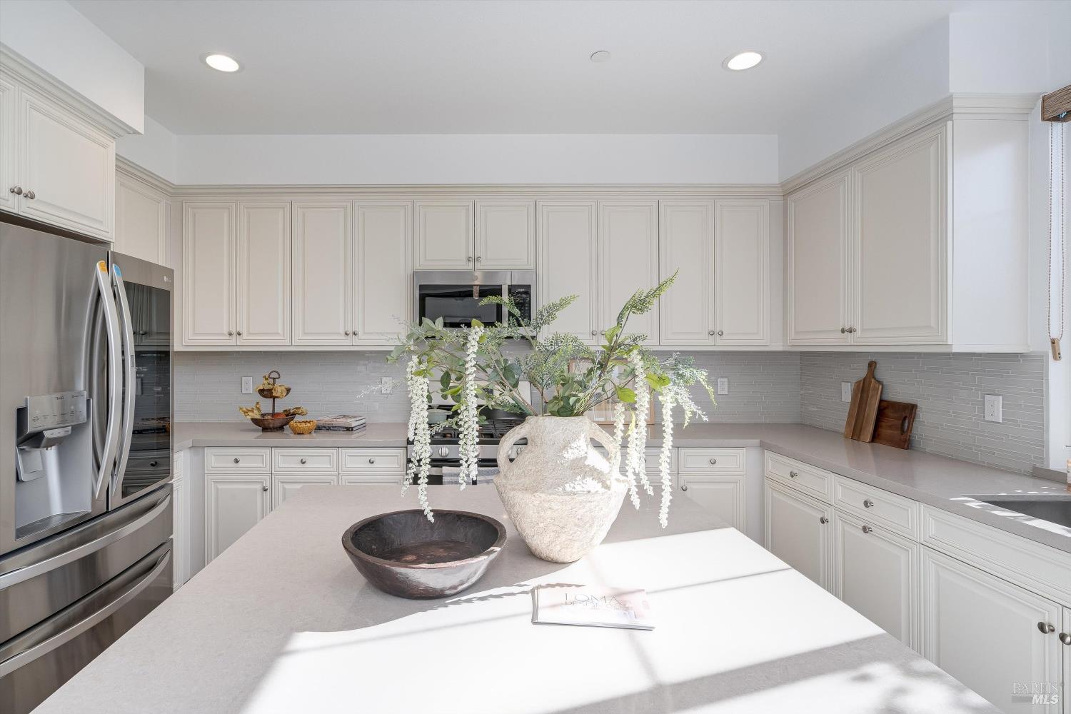 Detail Gallery Image 18 of 62 For 2560 Red Willow Dr, Santa Rosa,  CA 95403 - 4 Beds | 3 Baths