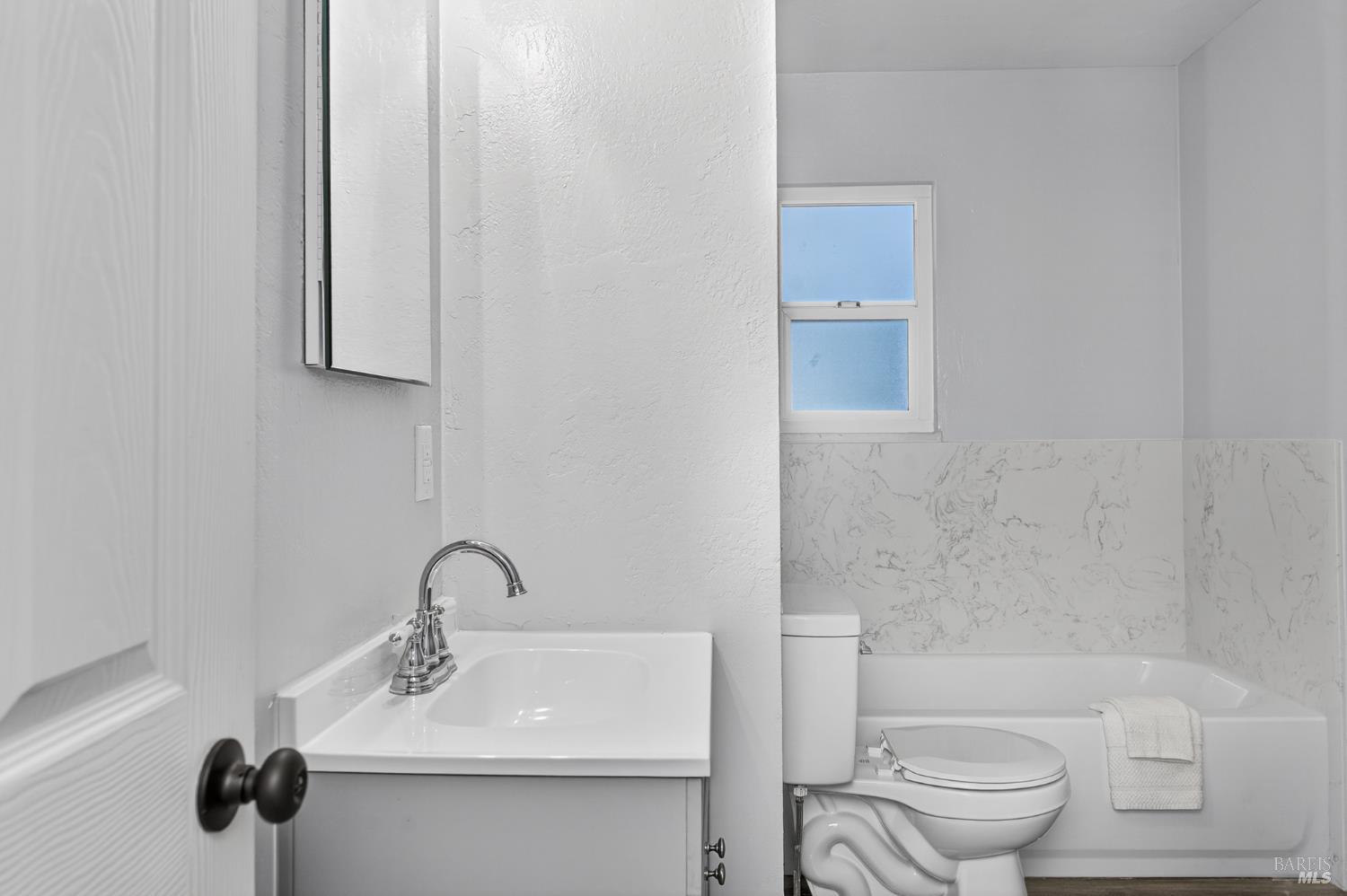 Detail Gallery Image 11 of 44 For 239 Deodara St, Vacaville,  CA 95688 - 3 Beds | 2 Baths