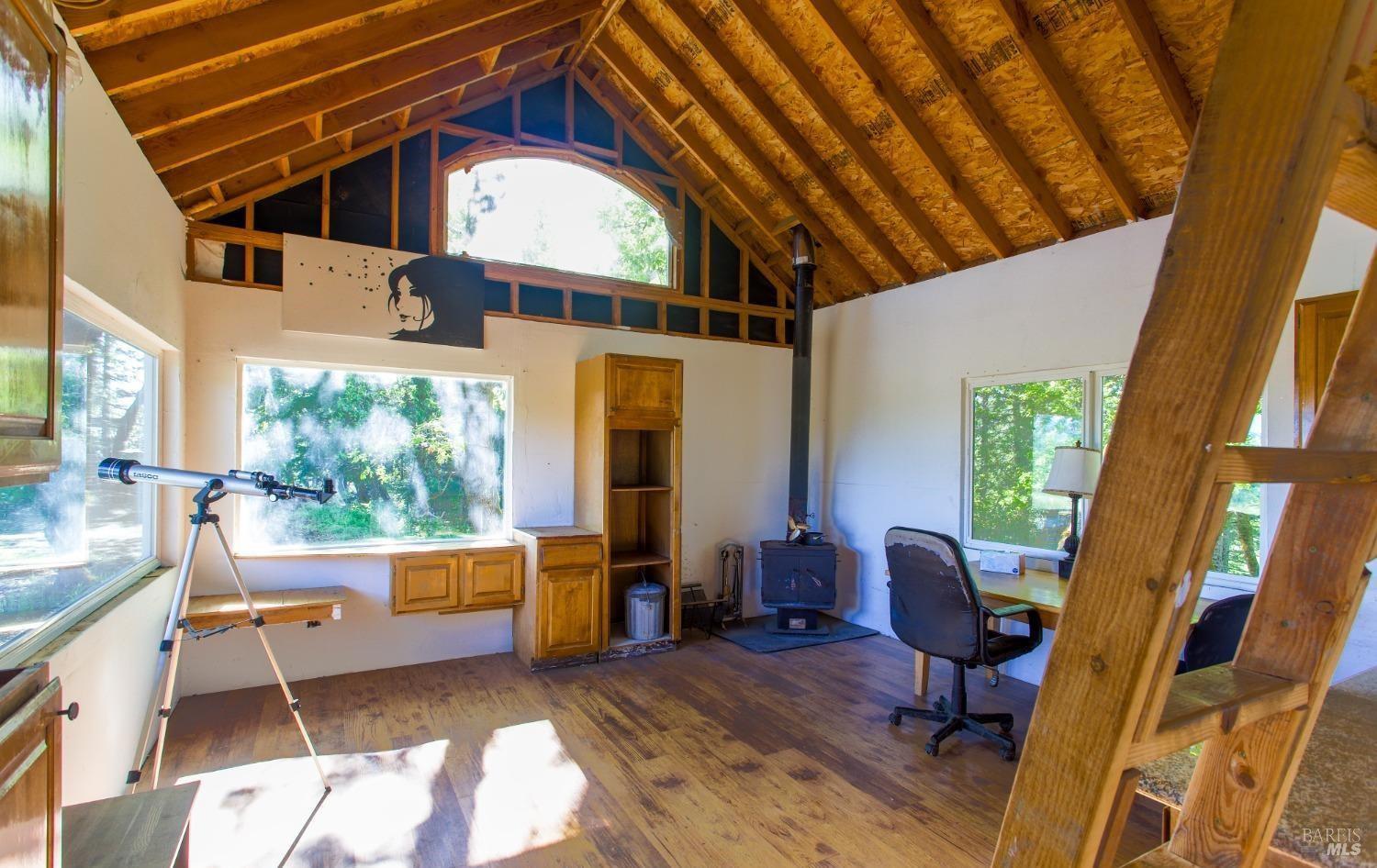 Detail Gallery Image 10 of 12 For 53310 Highway 101 Hwy, Laytonville,  CA 95454 - – Beds | – Baths