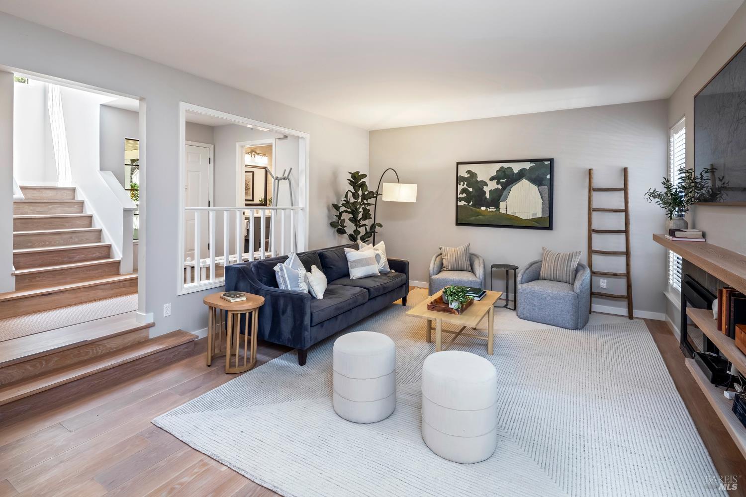 Detail Gallery Image 7 of 24 For 18105 Vassar Ct, Sonoma,  CA 95476 - 3 Beds | 2/1 Baths