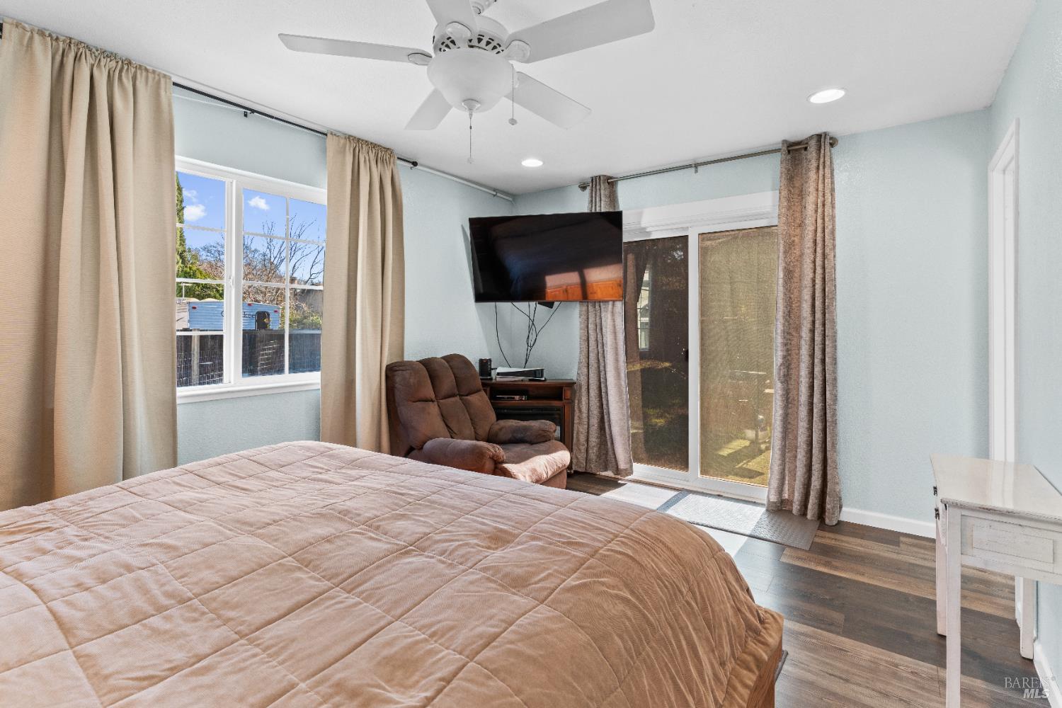 Detail Gallery Image 36 of 48 For 230 James Ct, Vacaville,  CA 95687 - 3 Beds | 2 Baths