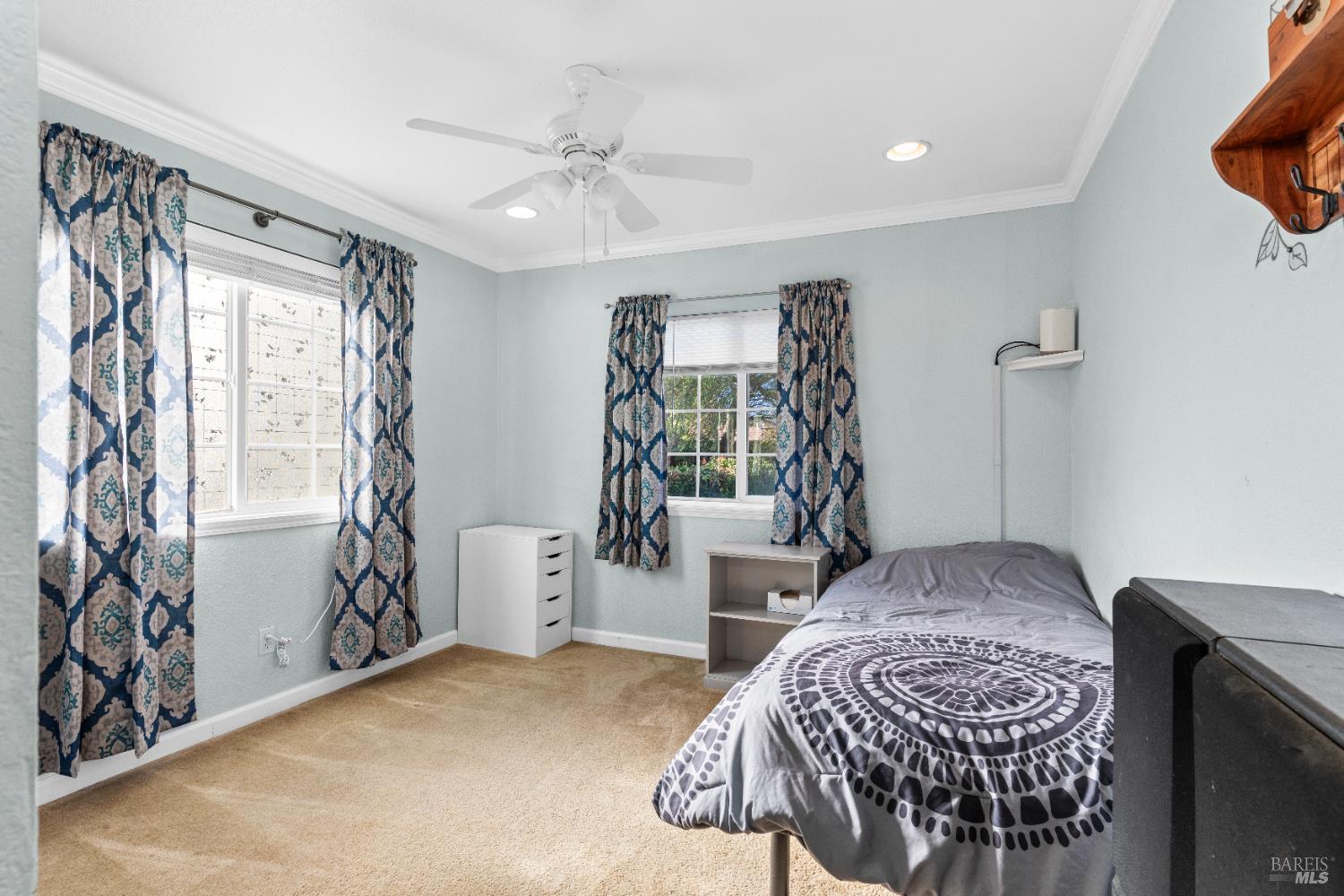 Detail Gallery Image 32 of 48 For 230 James Ct, Vacaville,  CA 95687 - 3 Beds | 2 Baths