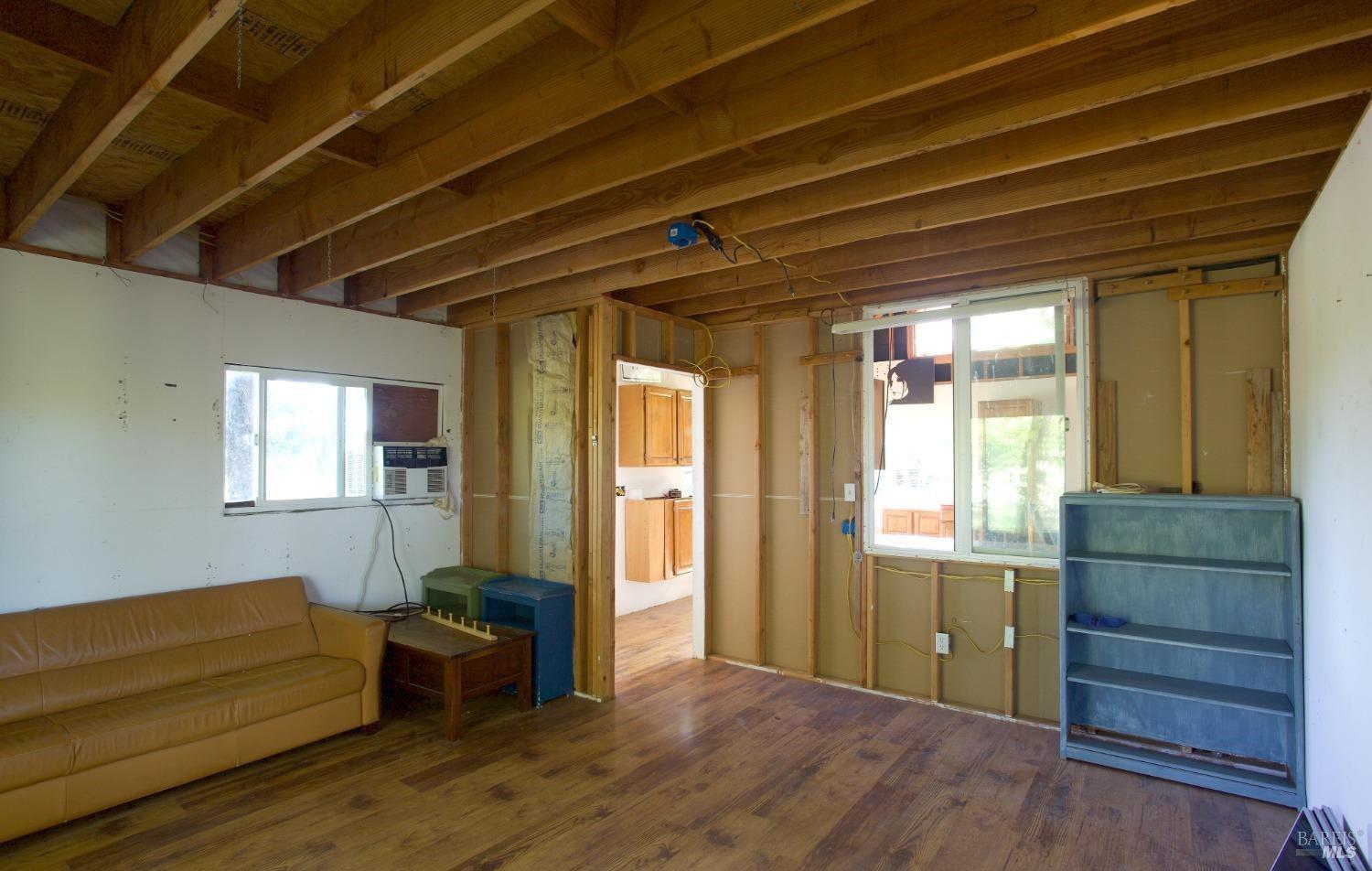 Detail Gallery Image 11 of 12 For 53310 Highway 101 Hwy, Laytonville,  CA 95454 - – Beds | – Baths