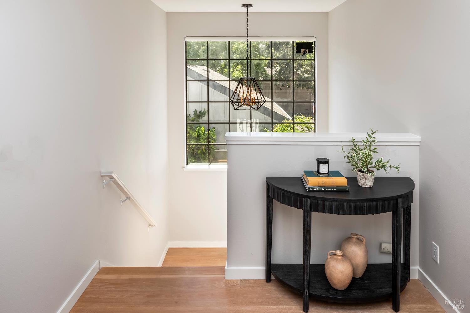 Detail Gallery Image 15 of 24 For 18105 Vassar Ct, Sonoma,  CA 95476 - 3 Beds | 2/1 Baths