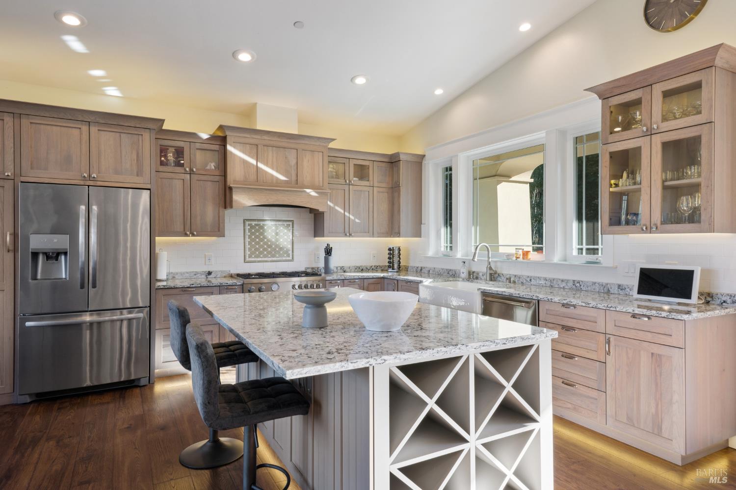 Detail Gallery Image 14 of 62 For 3515 Hidden Hills Dr, Santa Rosa,  CA 95404 - 3 Beds | 3 Baths