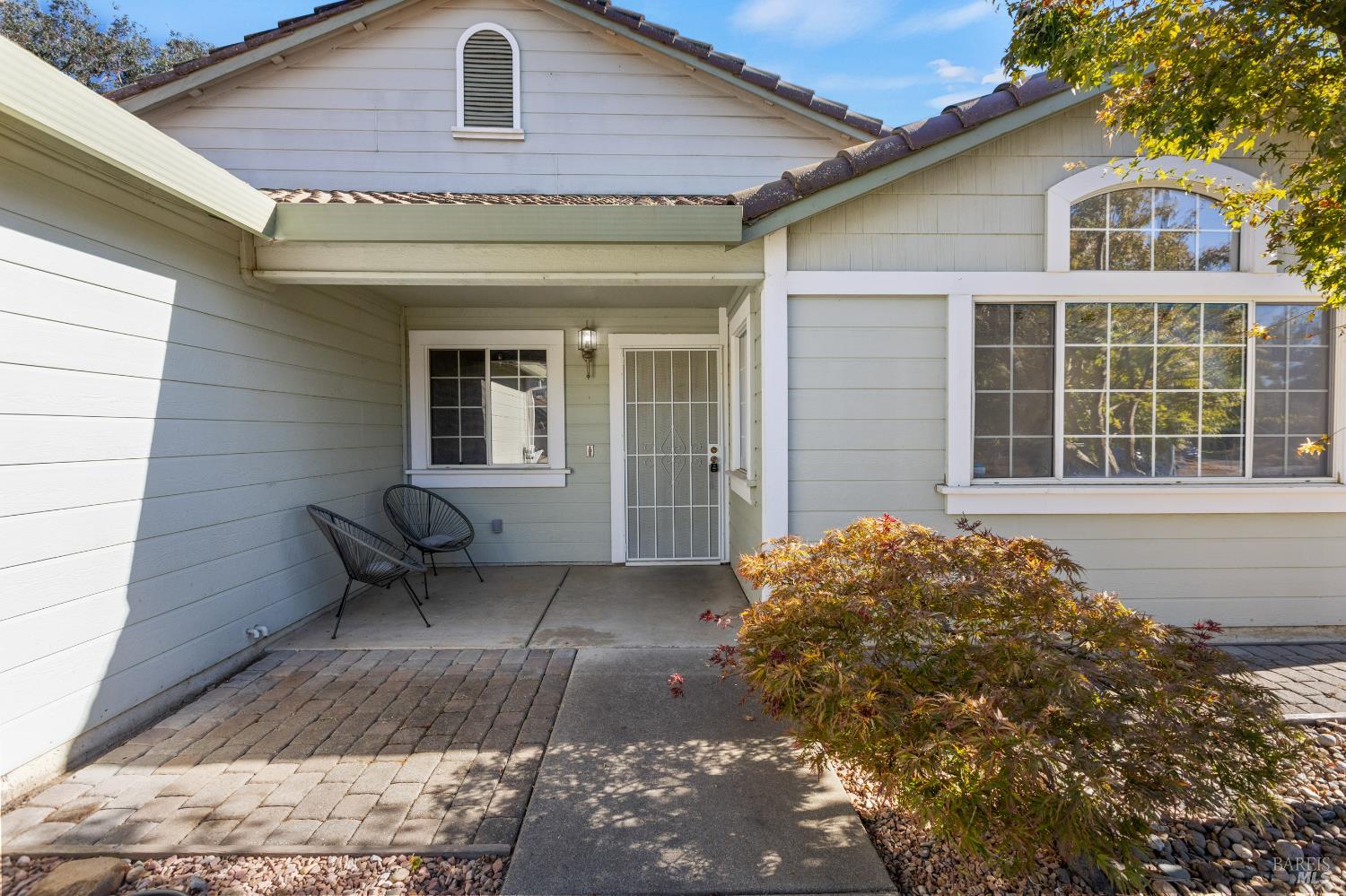 Detail Gallery Image 3 of 45 For 695 Fountain Way, Dixon,  CA 95620 - 4 Beds | 2 Baths