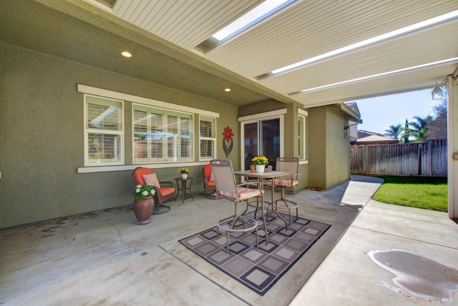 Detail Gallery Image 61 of 86 For 681 Canterbury Cir, Vacaville,  CA 95687 - 3 Beds | 2/1 Baths