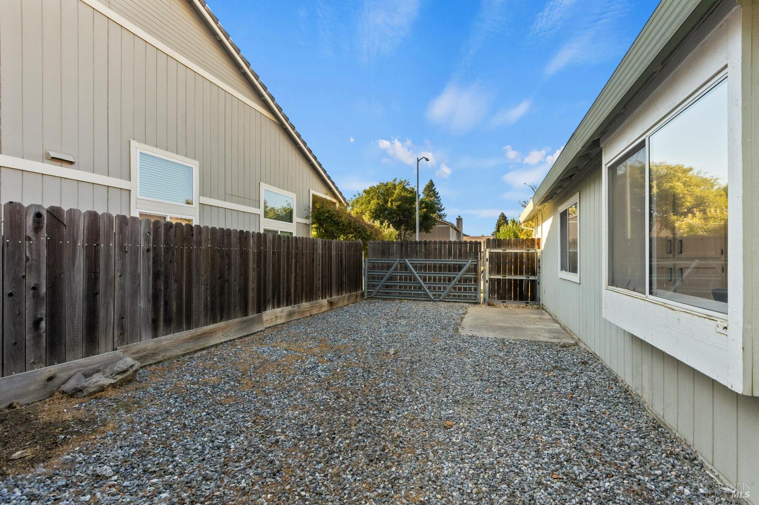 Detail Gallery Image 40 of 45 For 695 Fountain Way, Dixon,  CA 95620 - 4 Beds | 2 Baths