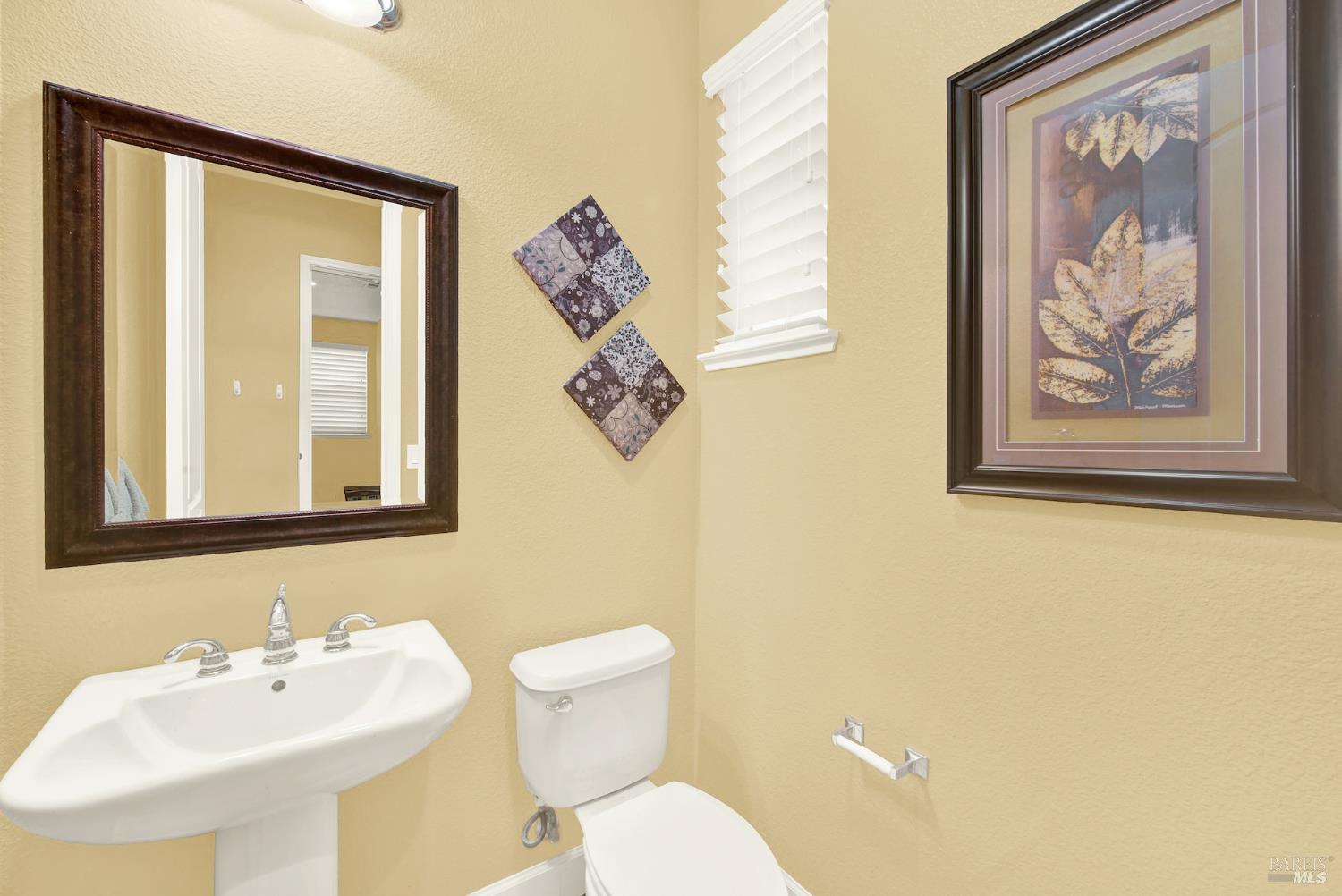 Detail Gallery Image 57 of 86 For 681 Canterbury Cir, Vacaville,  CA 95687 - 3 Beds | 2/1 Baths
