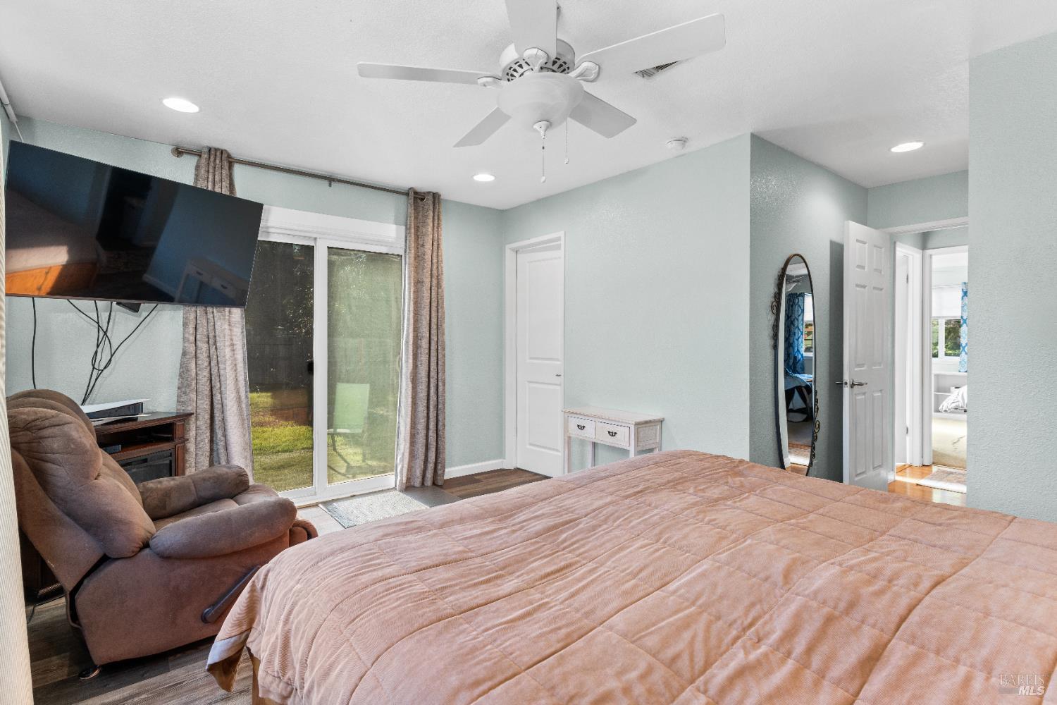 Detail Gallery Image 37 of 48 For 230 James Ct, Vacaville,  CA 95687 - 3 Beds | 2 Baths