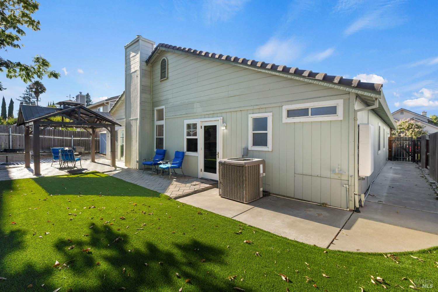 Detail Gallery Image 42 of 45 For 695 Fountain Way, Dixon,  CA 95620 - 4 Beds | 2 Baths