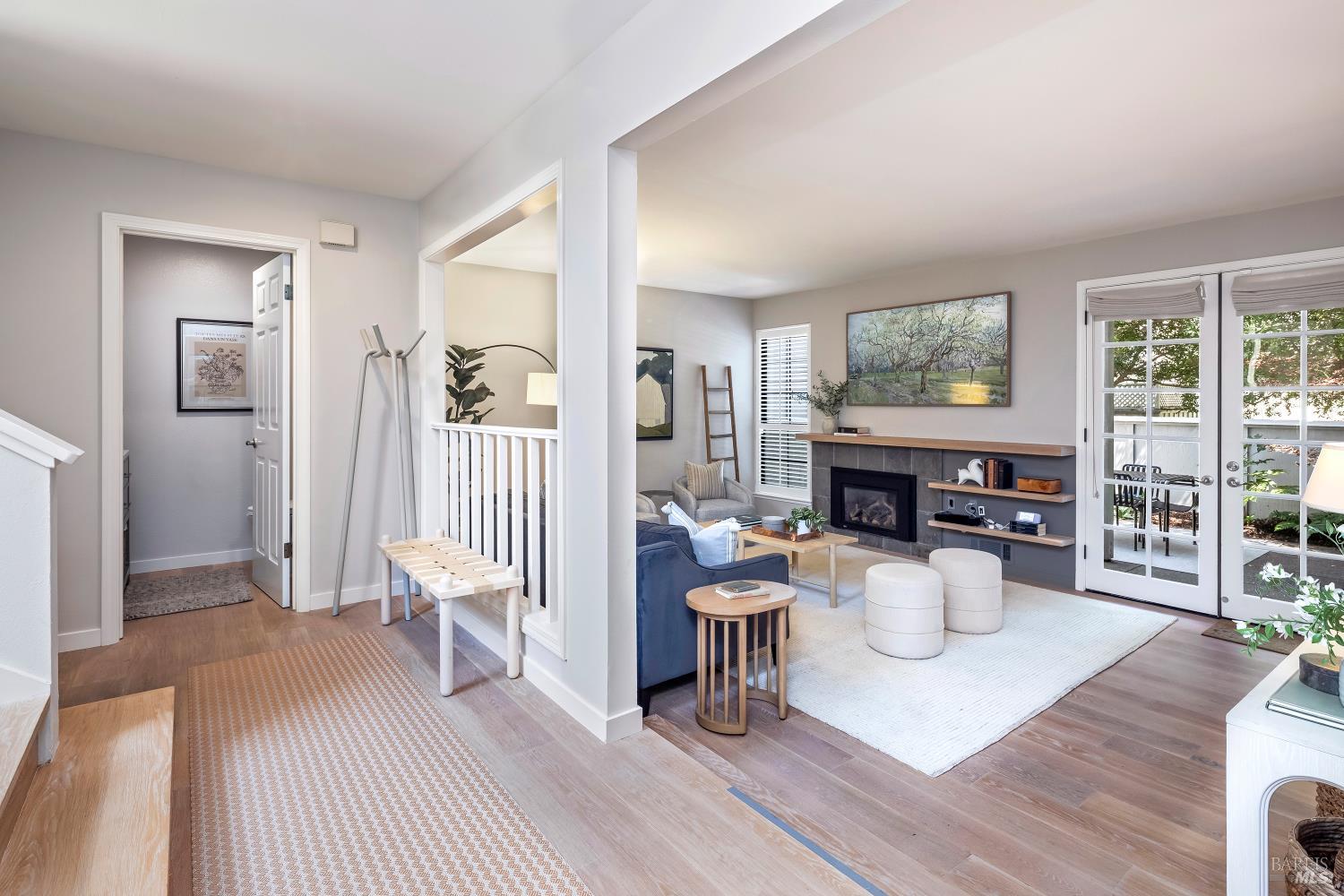 Detail Gallery Image 6 of 24 For 18105 Vassar Ct, Sonoma,  CA 95476 - 3 Beds | 2/1 Baths