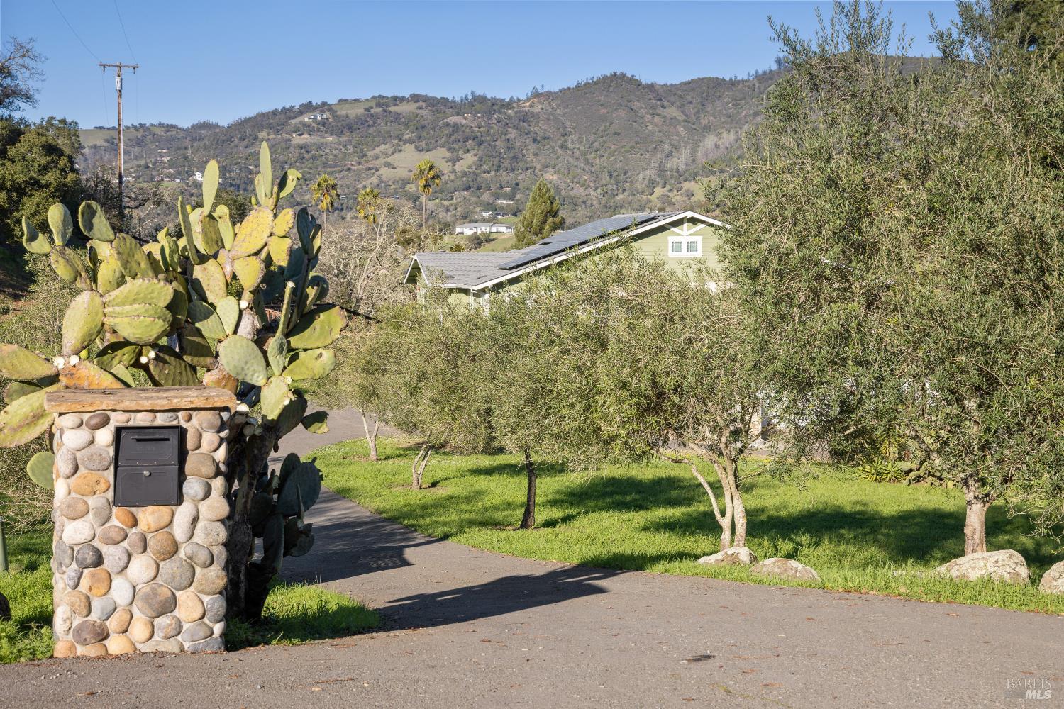 Detail Gallery Image 45 of 62 For 3515 Hidden Hills Dr, Santa Rosa,  CA 95404 - 3 Beds | 3 Baths