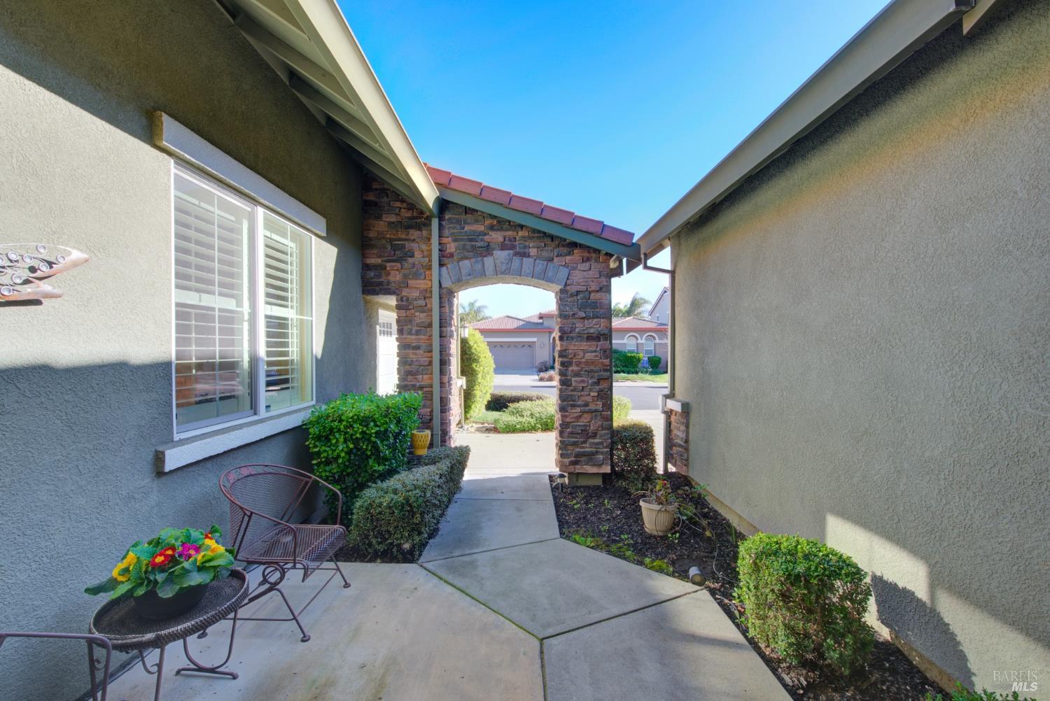 Detail Gallery Image 76 of 86 For 681 Canterbury Cir, Vacaville,  CA 95687 - 3 Beds | 2/1 Baths