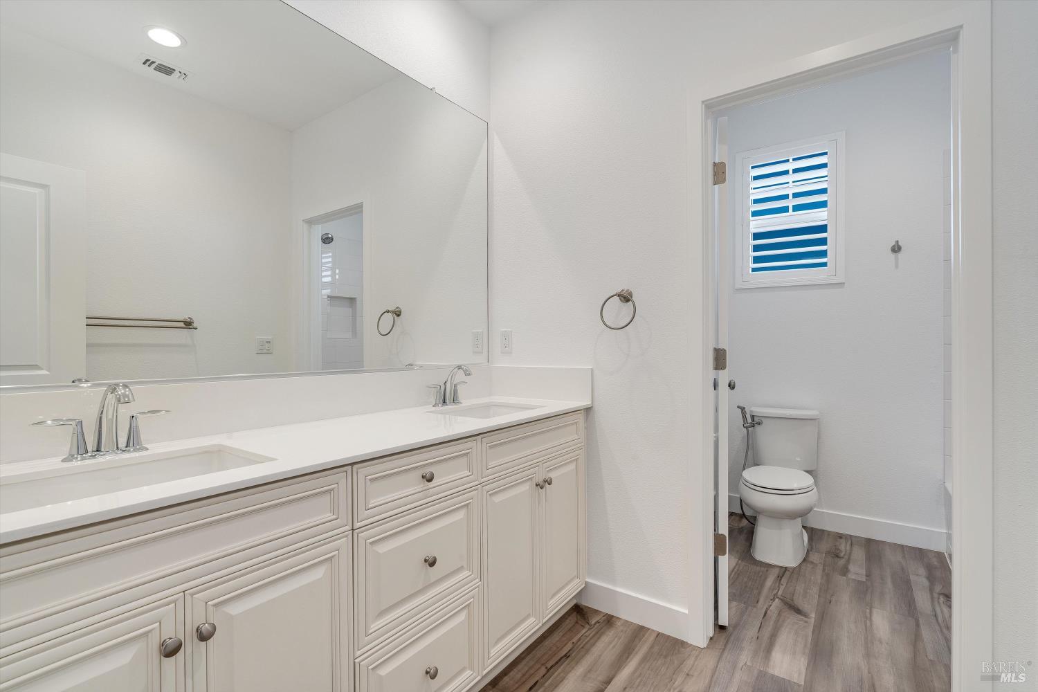 Detail Gallery Image 42 of 62 For 2560 Red Willow Dr, Santa Rosa,  CA 95403 - 4 Beds | 3 Baths