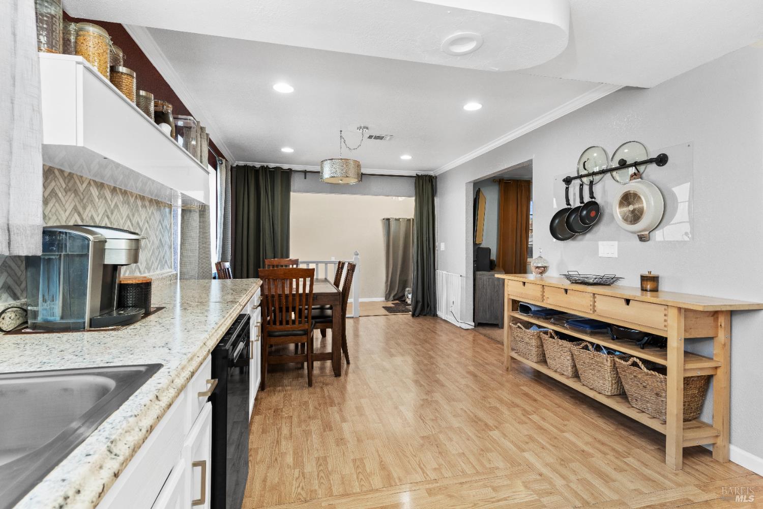 Detail Gallery Image 17 of 48 For 230 James Ct, Vacaville,  CA 95687 - 3 Beds | 2 Baths