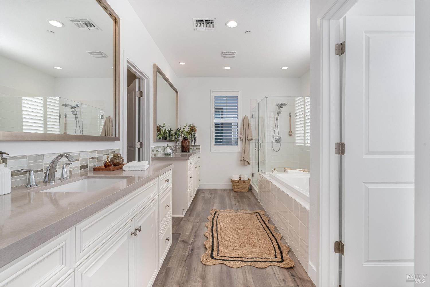 Detail Gallery Image 34 of 62 For 2560 Red Willow Dr, Santa Rosa,  CA 95403 - 4 Beds | 3 Baths