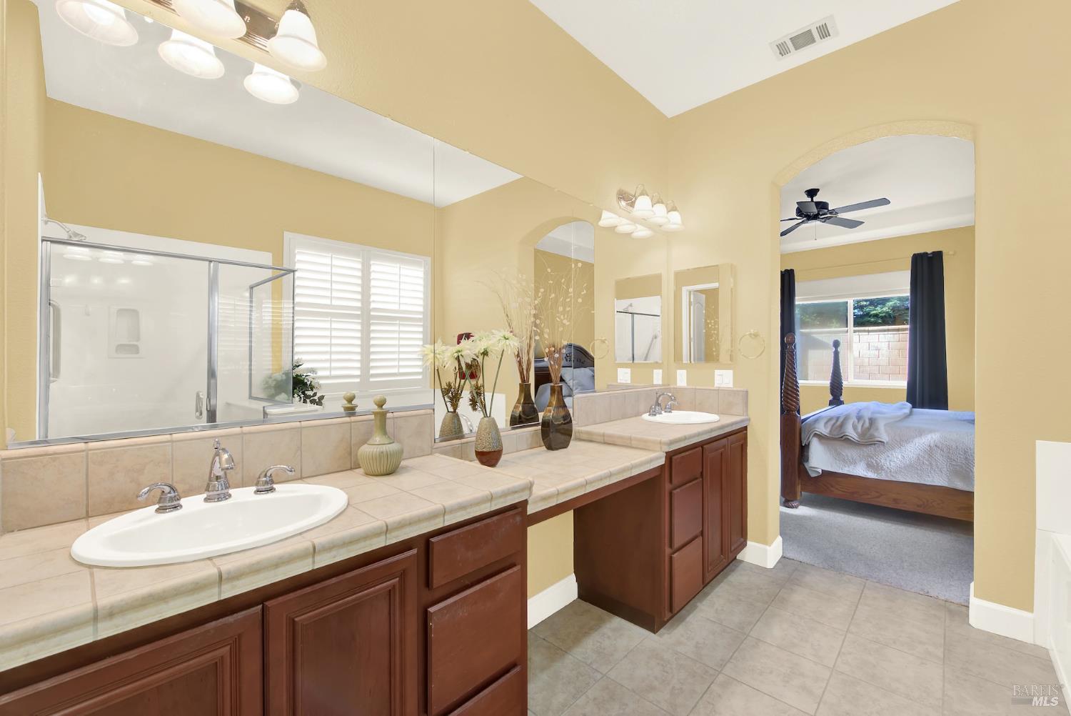 Detail Gallery Image 47 of 86 For 681 Canterbury Cir, Vacaville,  CA 95687 - 3 Beds | 2/1 Baths