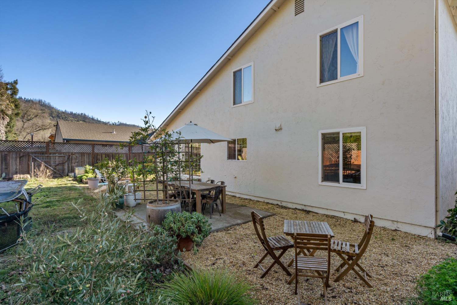 Detail Gallery Image 25 of 27 For 5127 Oak Park Way, Santa Rosa,  CA 95409 - 4 Beds | 3 Baths