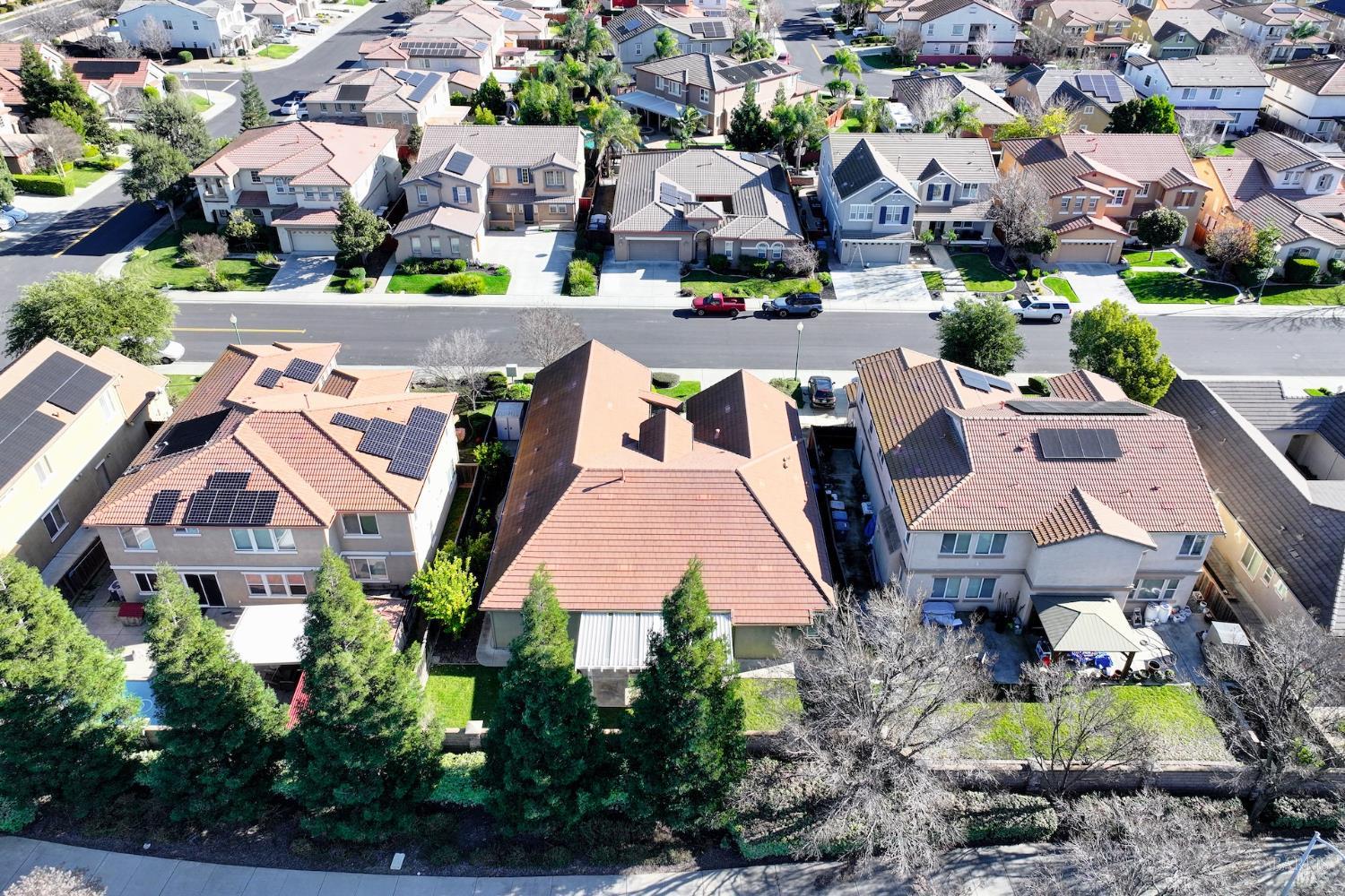 Detail Gallery Image 80 of 86 For 681 Canterbury Cir, Vacaville,  CA 95687 - 3 Beds | 2/1 Baths