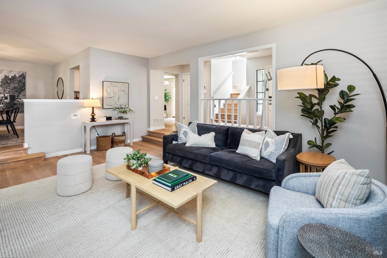 Detail Gallery Image 8 of 24 For 18105 Vassar Ct, Sonoma,  CA 95476 - 3 Beds | 2/1 Baths