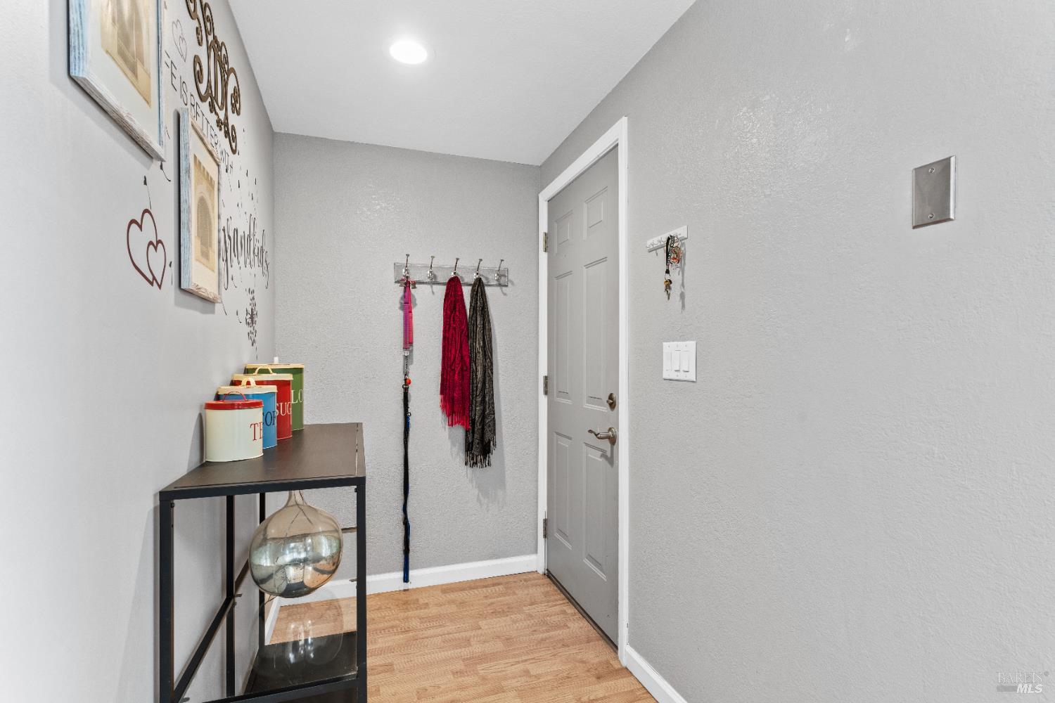 Detail Gallery Image 22 of 48 For 230 James Ct, Vacaville,  CA 95687 - 3 Beds | 2 Baths