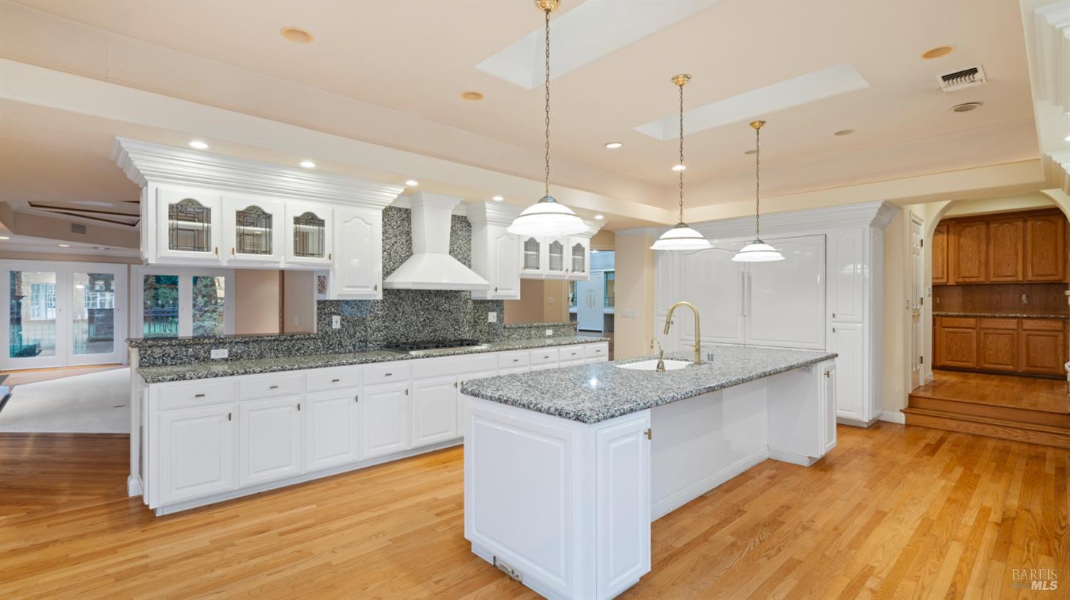 Detail Gallery Image 17 of 64 For 1783 Green Acres Ln, Fairfield,  CA 94534 - 5 Beds | 5/1 Baths