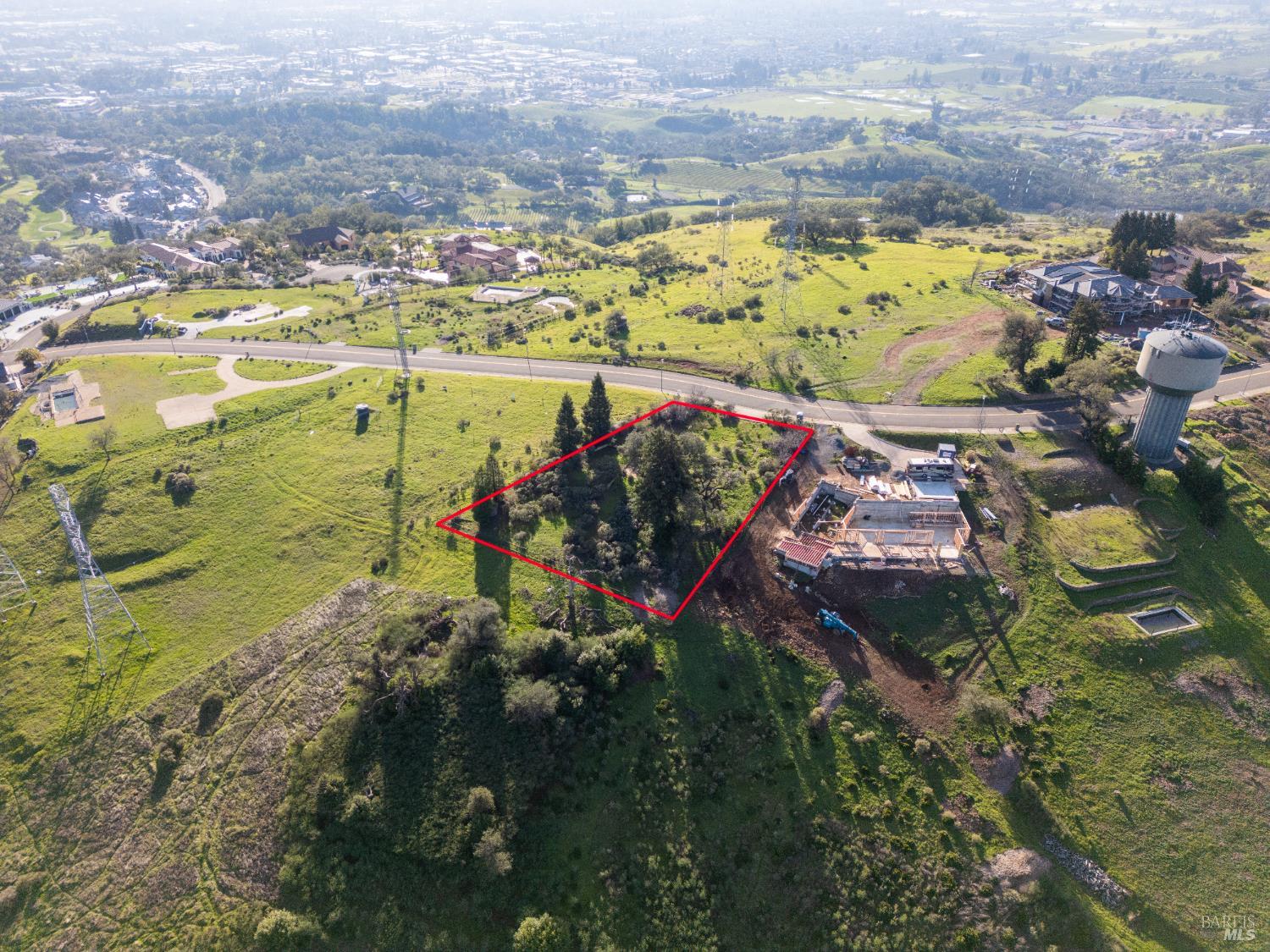 Detail Gallery Image 2 of 8 For 3870 Skyfarm Dr, Santa Rosa,  CA 95403 - – Beds | – Baths