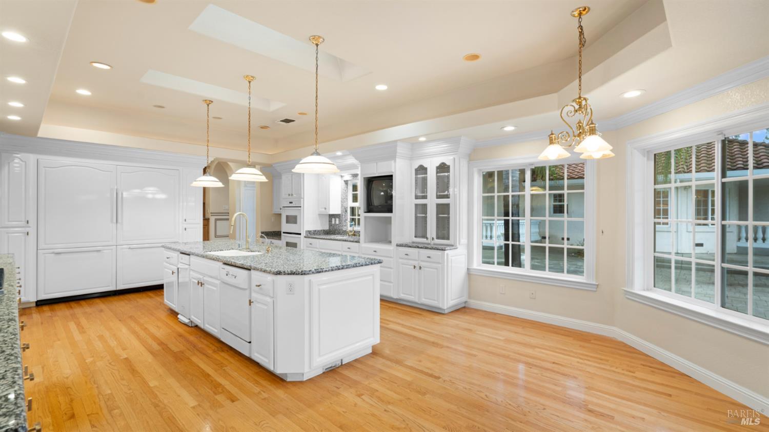 Detail Gallery Image 18 of 64 For 1783 Green Acres Ln, Fairfield,  CA 94534 - 5 Beds | 5/1 Baths