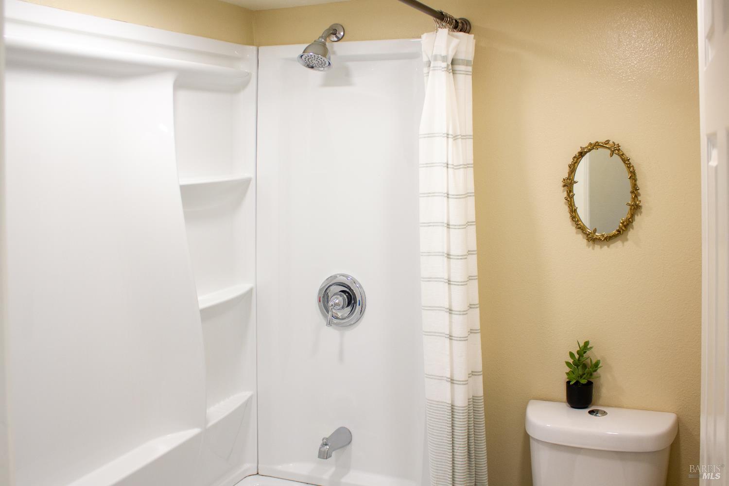 Detail Gallery Image 19 of 32 For 213 Mariner Way, Novato,  CA 94945 - 1 Beds | 1 Baths