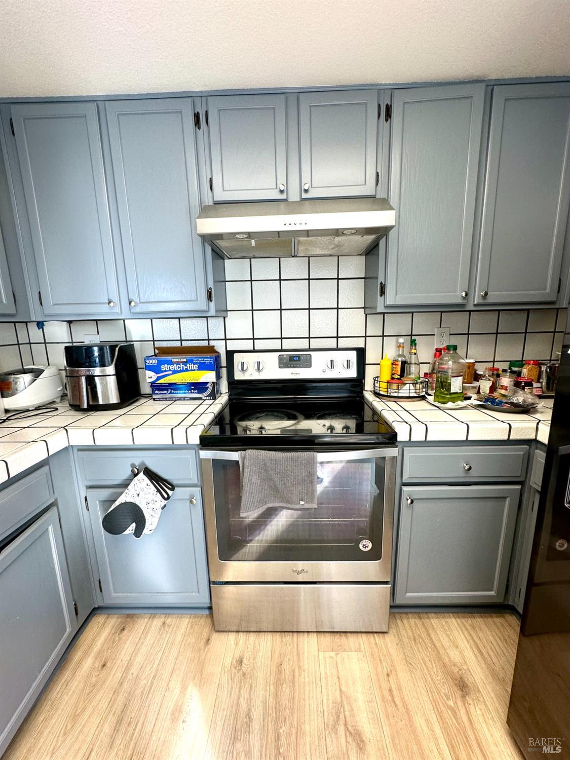 Detail Gallery Image 20 of 57 For 2472 Vista Grande Unkn, Fairfield,  CA 94534 - 5 Beds | 3 Baths