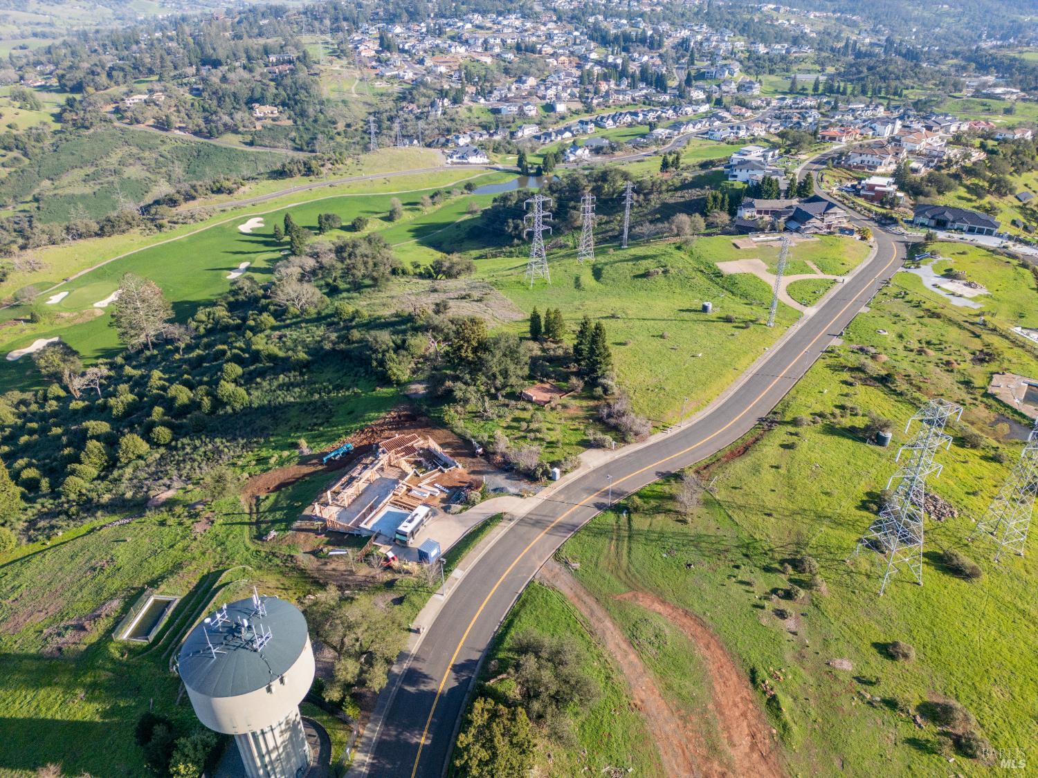 Detail Gallery Image 3 of 8 For 3870 Skyfarm Dr, Santa Rosa,  CA 95403 - – Beds | – Baths