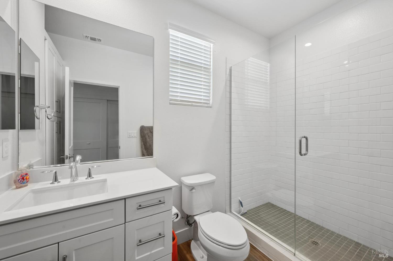 Detail Gallery Image 44 of 49 For 2716 Amora Cir, Santa Rosa,  CA 95407 - 4 Beds | 3/1 Baths