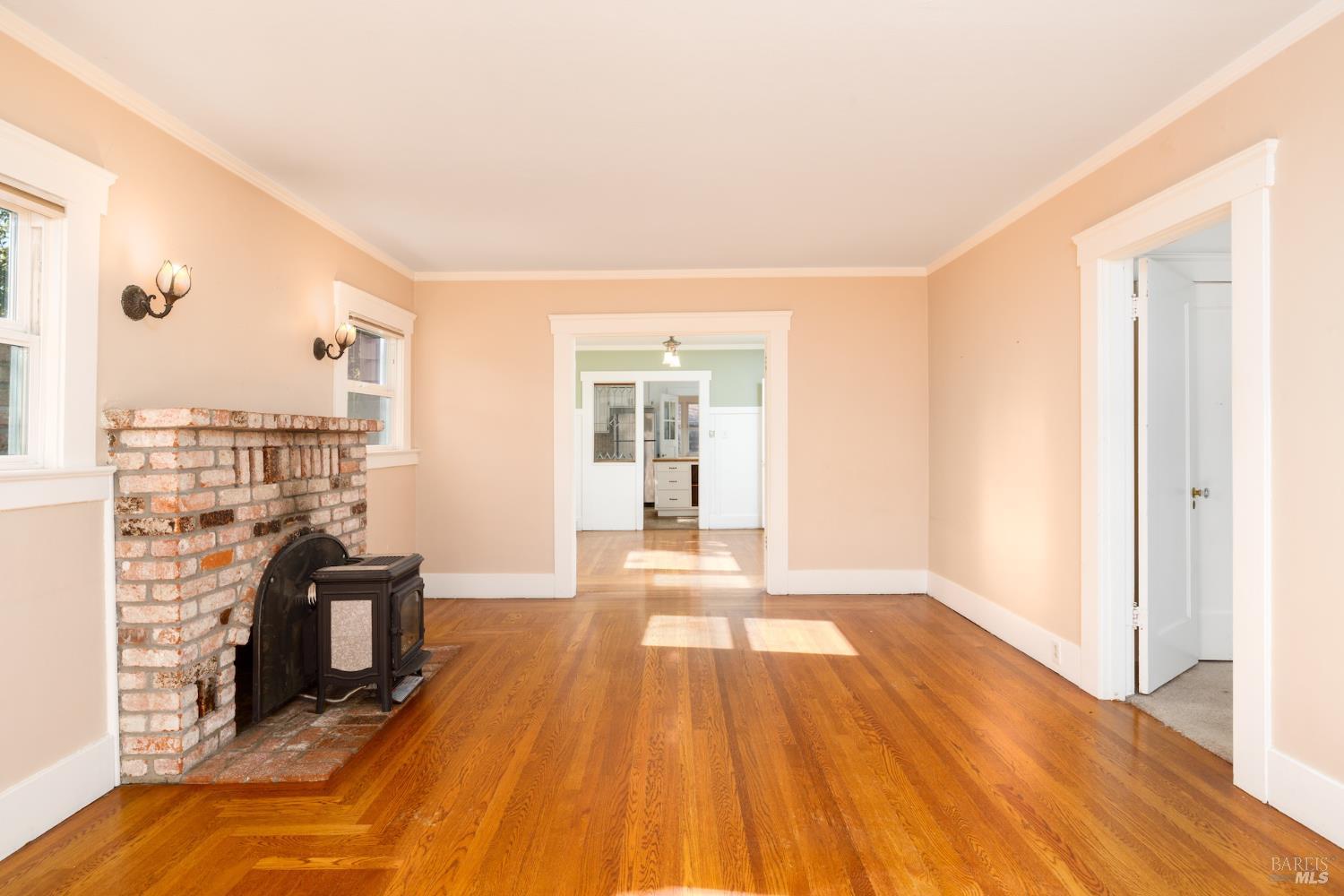 Detail Gallery Image 15 of 26 For 1203 Glenn St, Santa Rosa,  CA 95401 - 3 Beds | 2 Baths