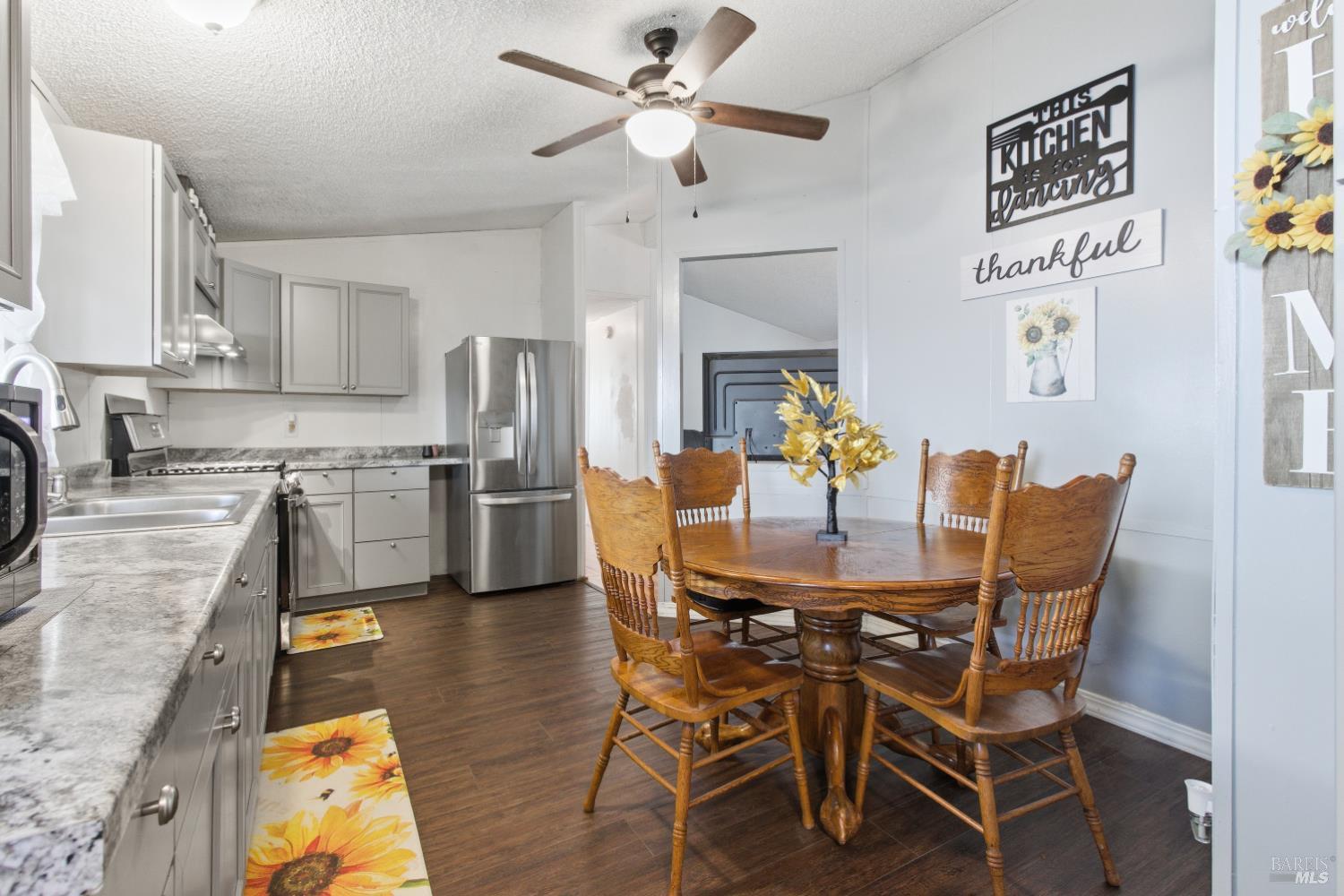 Detail Gallery Image 10 of 22 For 60 Calle Chapala Unkn, Vacaville,  CA 95687 - 3 Beds | 2 Baths