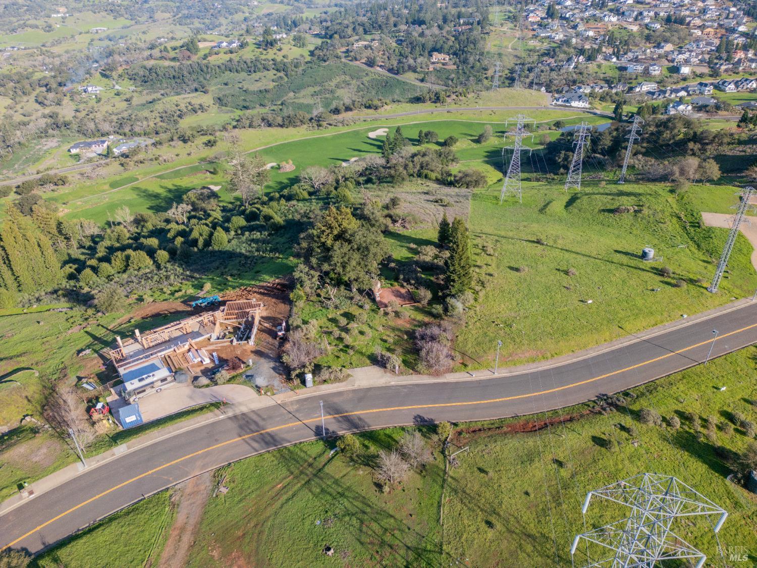 Detail Gallery Image 4 of 8 For 3870 Skyfarm Dr, Santa Rosa,  CA 95403 - – Beds | – Baths